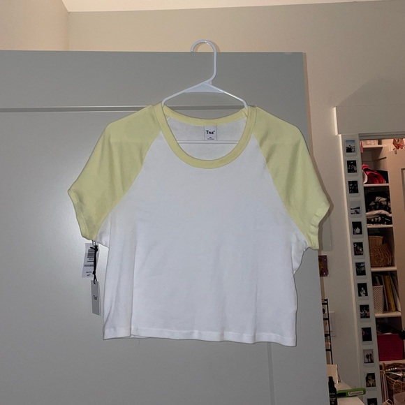 Aritzia Tops - Women’s 2XL Aritzia Cropped Baseball Tee NWT